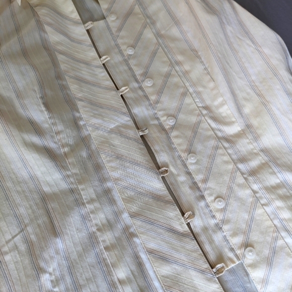 Van Heusen wrinkle free pinstripe button down light academia shirt pale yellow - Picture 4 of 9